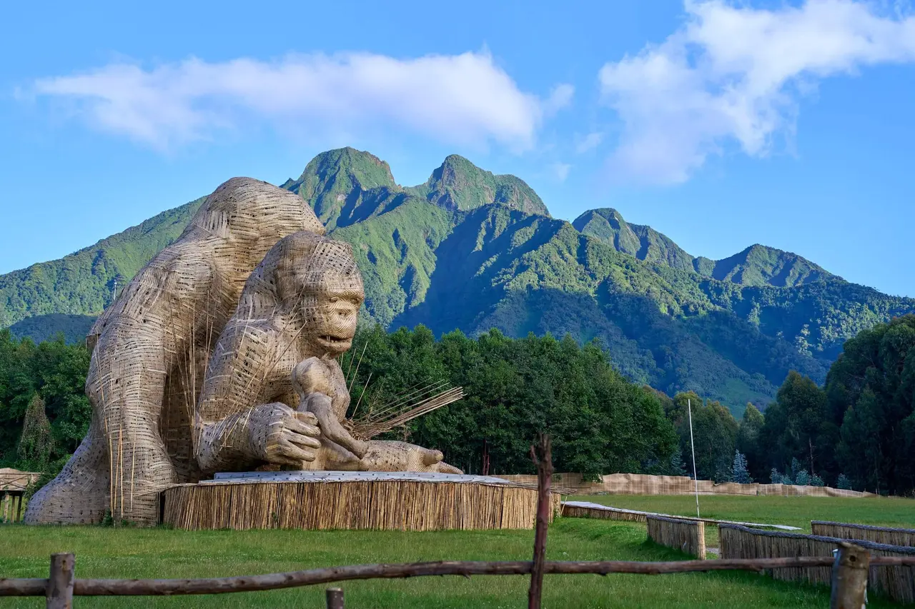 image ‣ Luxury Gorilla Trekking Lodge In Rwanda's Volcanoes Park